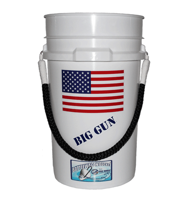 7 Gallon "Big Gun"  Rope Handle Bucket - Condition:New. Introducing the 7 Gallon rope handle bucket BIG GUN™!! Top Shelf Marine Products takes the rope hand...