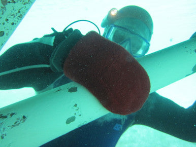 Hull Cleaning Mitt #1 - Condition:New. This is a great mitt to use above and below the waterline.